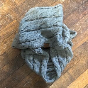 CC Cable Knit Infinity Scarf